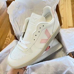 Veja V-10 Leather Sneakers